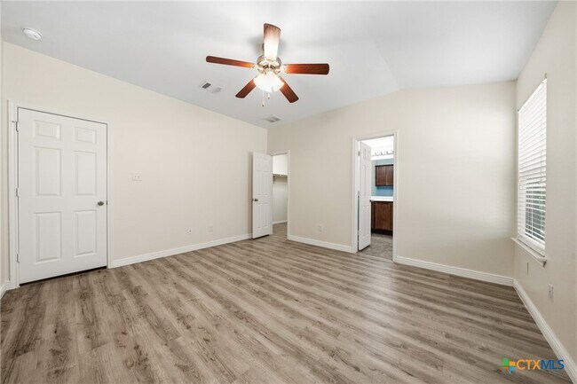 Building Photo - 9513 Fratelli Court