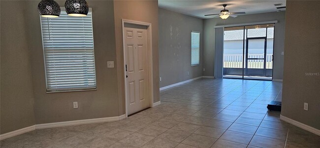 Building Photo - 13475 Crest Lake Dr