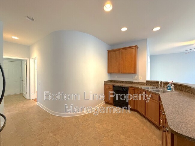 Building Photo - 2420 Early Flight Dr