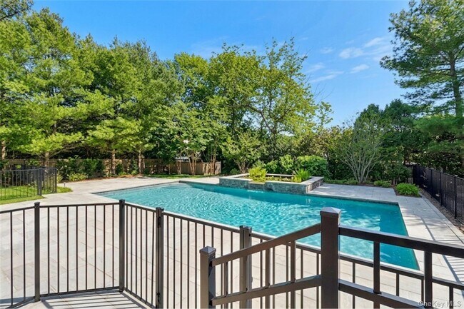 Building Photo - 15 Carter Rd