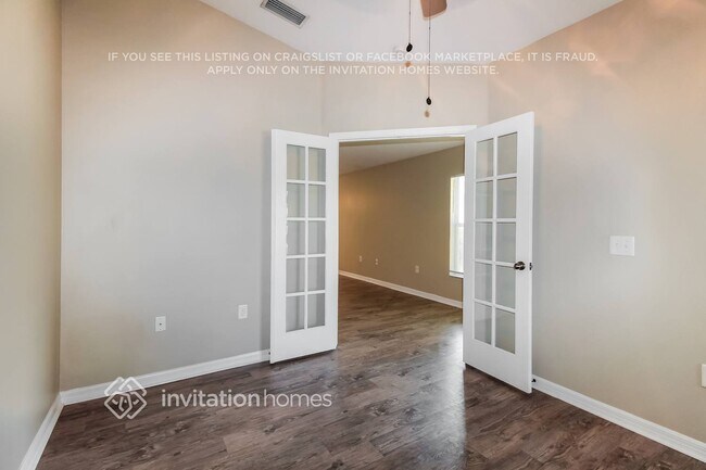 Building Photo - 15656 Greyrock Dr