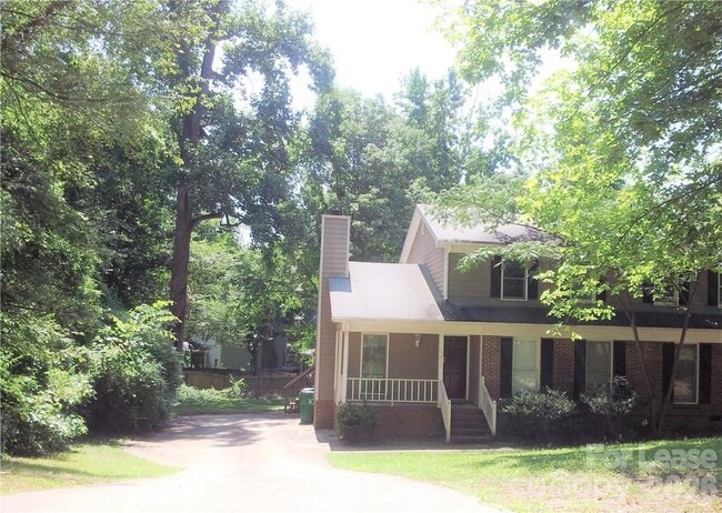 Building Photo - 3317 Windsor Dr