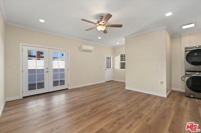 Building Photo - 2207 W 20th St