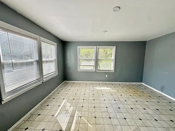 Building Photo - Beautifully Renovated 4BR / 2BA Home in Bridgeton, NJ