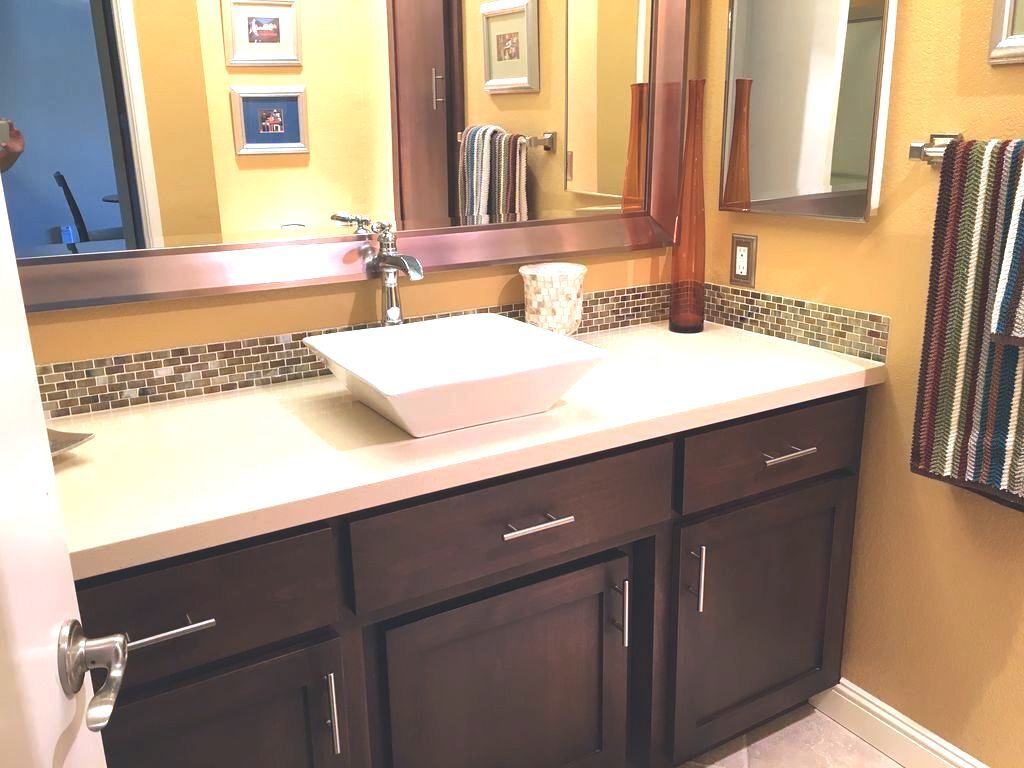 Guest Bathroom - 1400 Bowe Ave