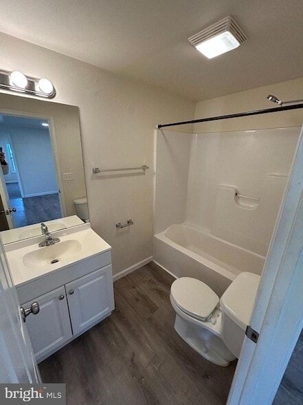 Building Photo - 34565 Main St