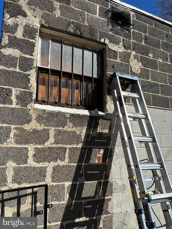 Building Photo - 1192 Yorkship Square