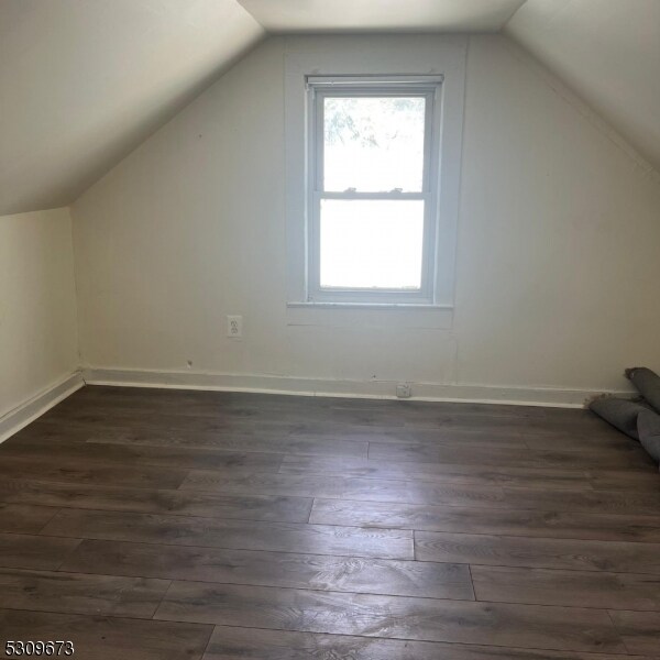 Building Photo - 332 Amherst St