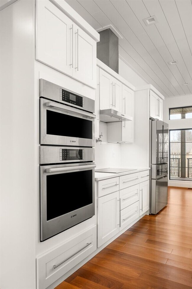 Building Photo - Modern Newly Built 4 Bed, 3 Bath Home!