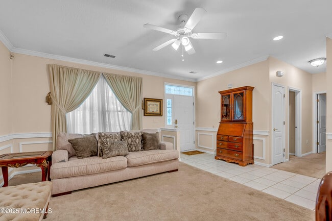 Building Photo - 138 Greenlawns Dr