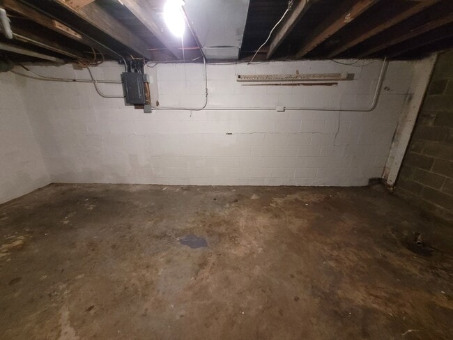 Building Photo - Affordable One Bedroom Single Family Rental Home