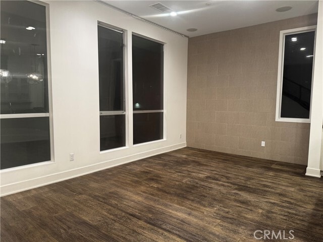 Building Photo - 2205 Tom Mix Rd