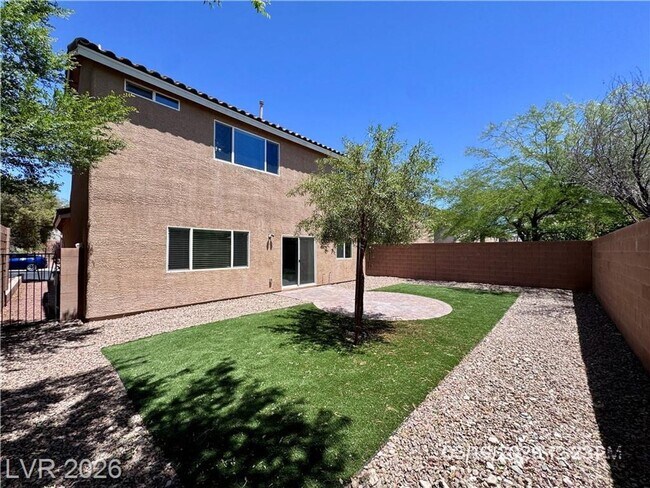Building Photo - Gated Providence Home with Huge Backyard & Great Room Layout