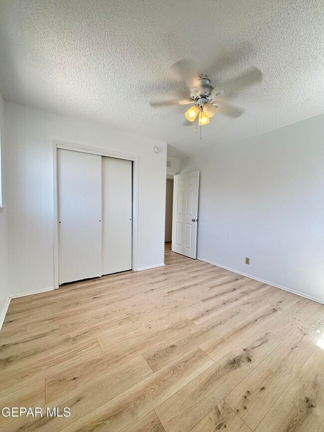 Building Photo - 5808 Dearborne Dr
