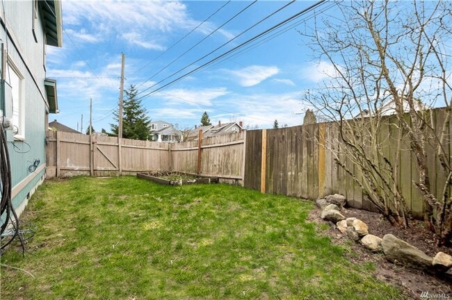 Building Photo - 3bd/2.5ba House in Tacoma