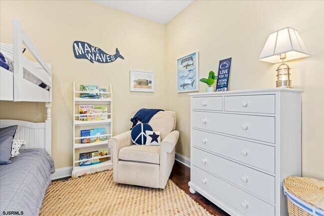 Building Photo - 16 S Decatur Ave