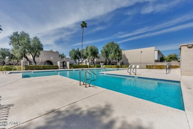 Building Photo - 6829 E Osborn Rd