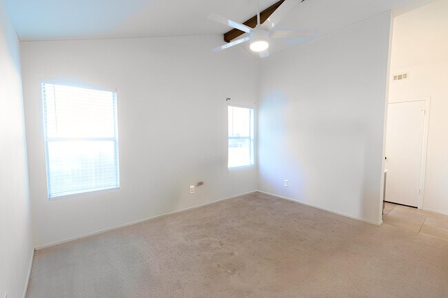Building Photo - 1606 Gatlinburg Dr