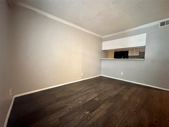 Building Photo - 5426 Menchaca Rd
