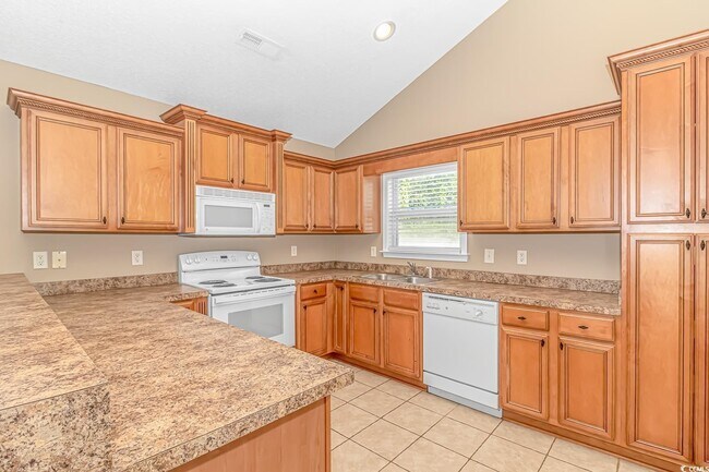 Building Photo - 204 Atoll Dr