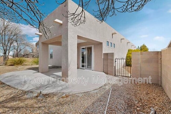 Building Photo - 10309 Longmont Pl NW