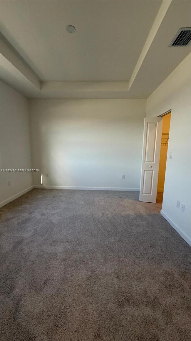 Building Photo - 1077 NW 2nd Ter