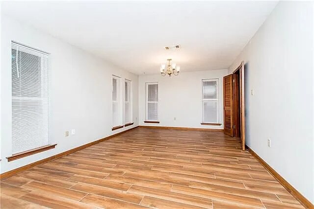 Building Photo - 217 Lovers Ln