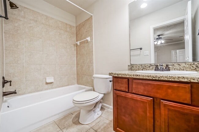 Building Photo - 1117 St Agnes St