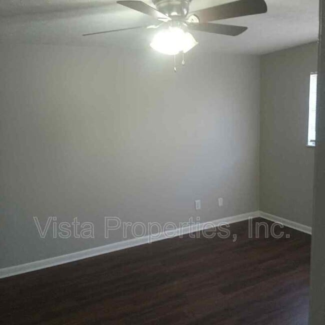 Building Photo - 1603 Gagel Ave