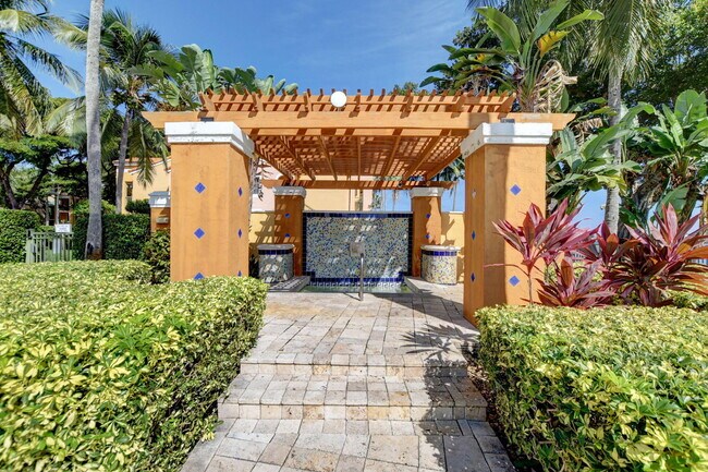 Building Photo - 135 Yacht Club Way