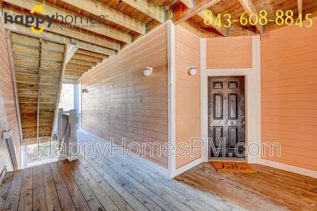 Building Photo - 2223 Chatelain Way