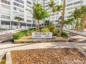 Building Photo - 11930 N Bayshore Dr