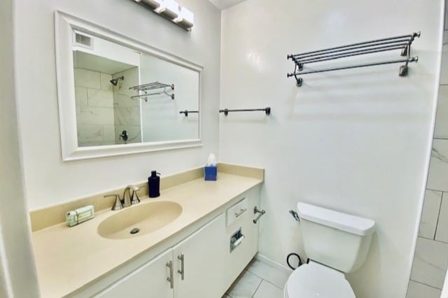 Master Bathroom - 6515 Green Valley Cir