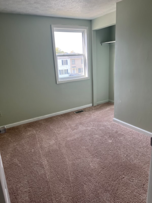 Building Photo - 106 Gooseneck Ct