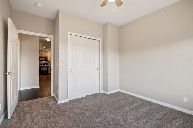 Building Photo - 9359 Las Ramblas Ct