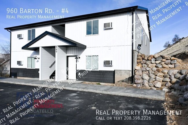 Primary Photo - Brand New 3 Bedroom 1 Bath Apartment - Pet...