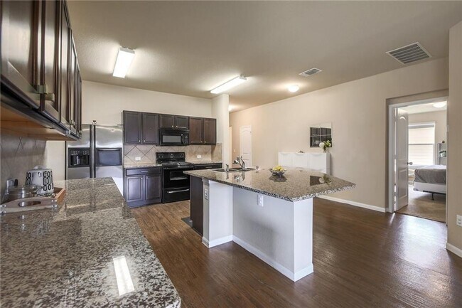 Building Photo - 11916 Riparian Rd