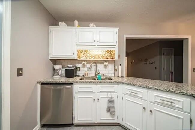 Building Photo - Charming 3BR House in Columbus