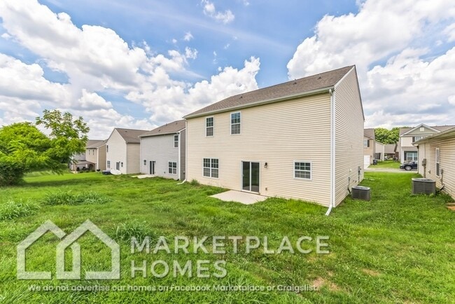 Building Photo - 2330 McCampbell Wells Way