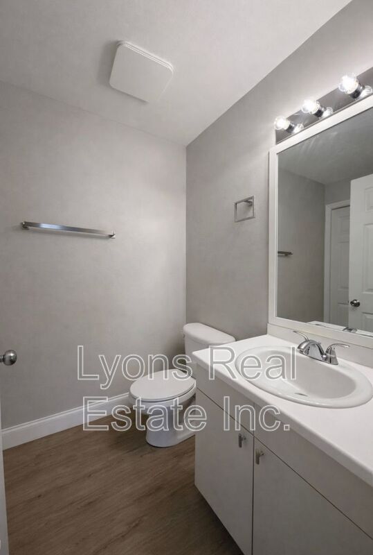 Building Photo - 2438 Joe Ave S