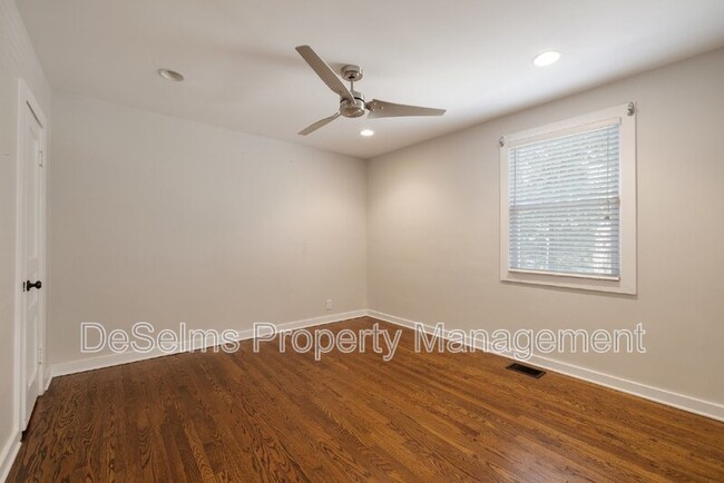 Building Photo - 227 53rd Ave N