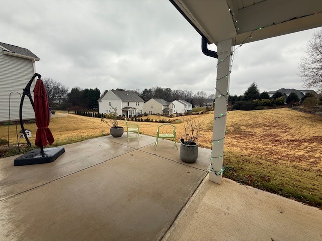 Building Photo - 648 Meadowlark Dr