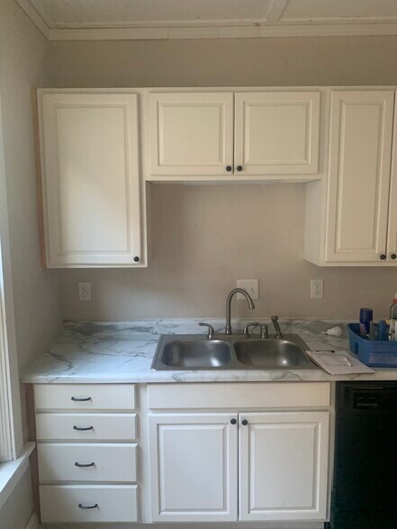 Kitchen View - 508 W Doty St