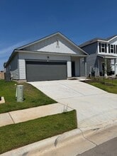Building Photo - 16112 Larustinus St