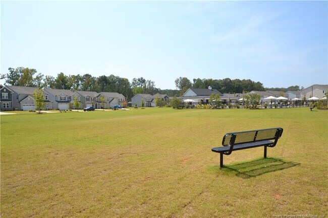 Building Photo - 123 Glen Clova Dr