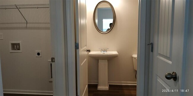 Building Photo - 132 Marion Dr