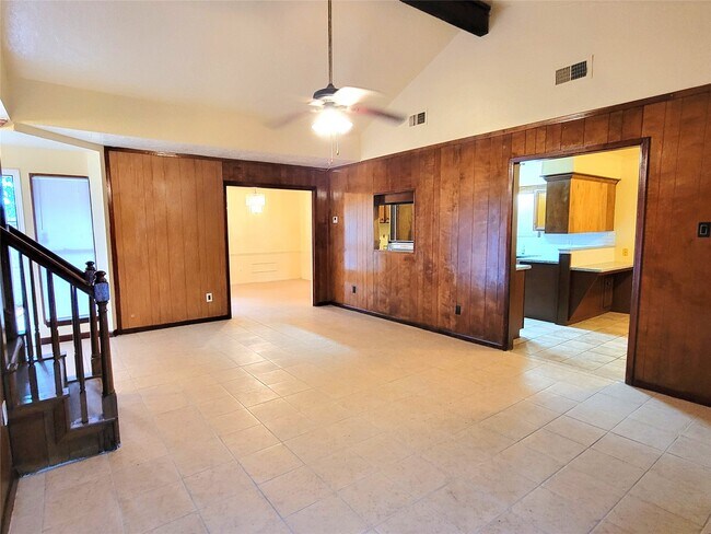 Building Photo - 12811 Stillington Dr