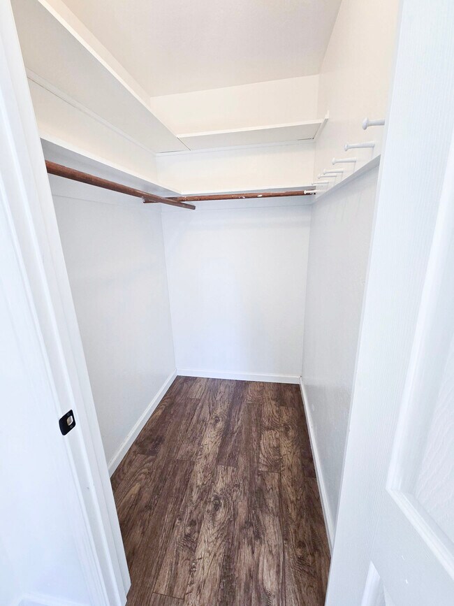 Building Photo - 2944 E 29th St