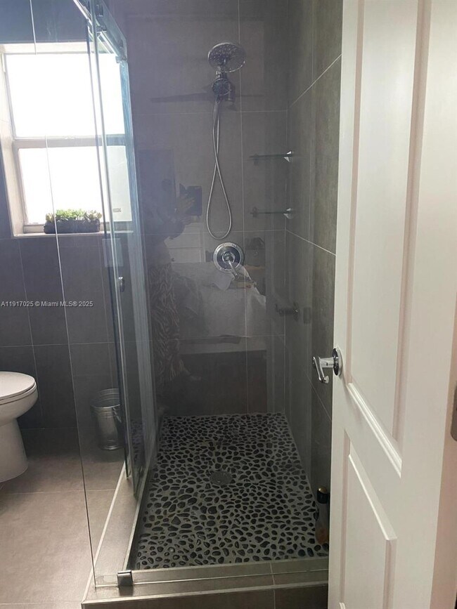 Building Photo - 3451 NW 47th Ave