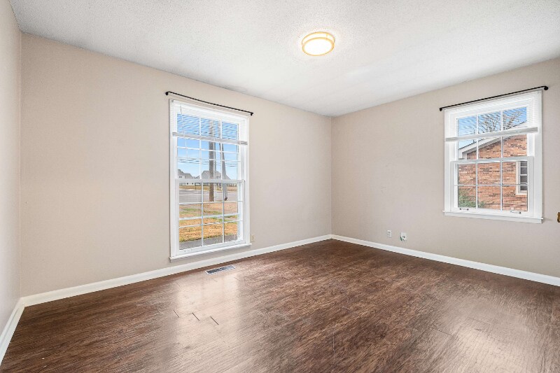 Building Photo - 4611 Franklin Rd